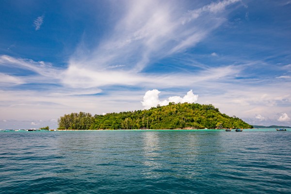 Phi Phi Island Bamboo Island Speed Boat Tour