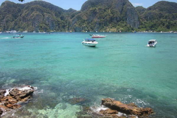 Phi Phi Island Bamboo Island Speed Boat Tour