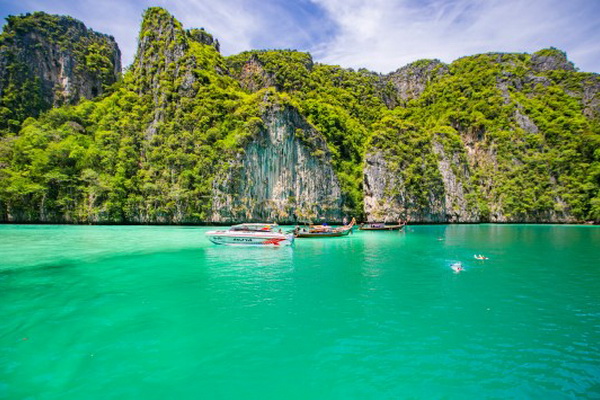 Phi Phi Island Khai Island Speed Boat Tour